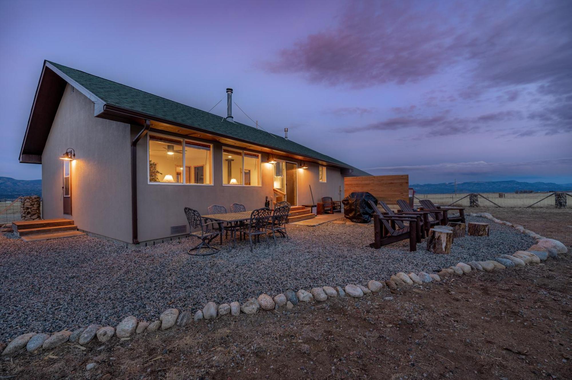 Buena Vista Mountain Retreat - Ultimate Privacy With Spa & Unbeatable Views מראה חיצוני תמונה