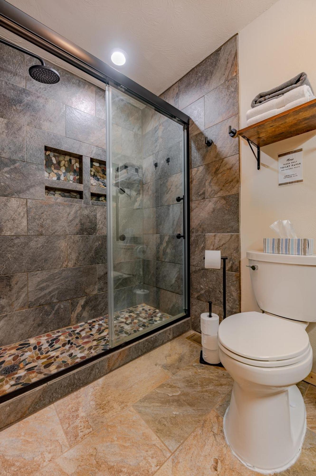 Buena Vista Mountain Retreat - Ultimate Privacy With Spa & Unbeatable Views מראה חיצוני תמונה