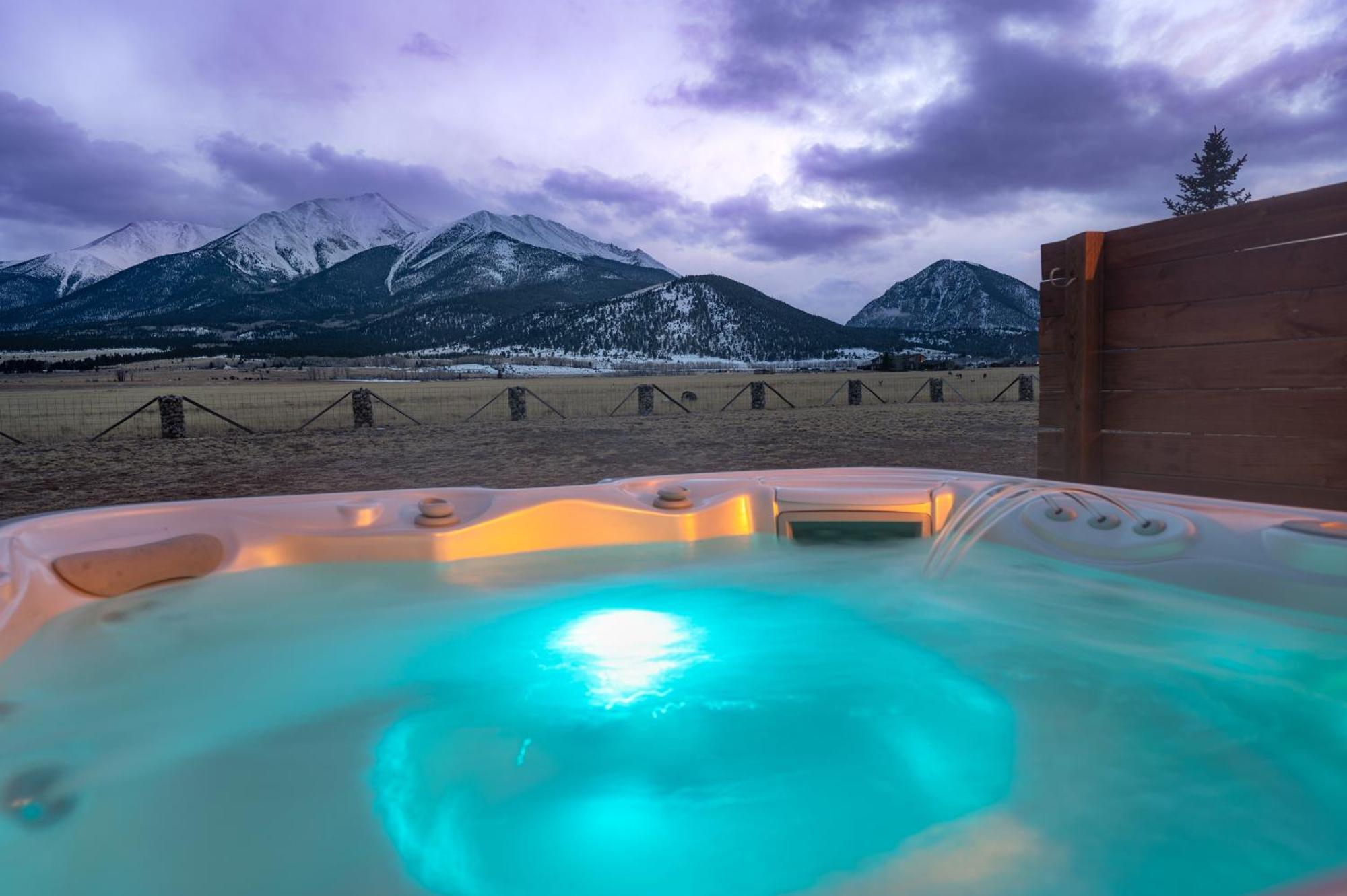 Buena Vista Mountain Retreat - Ultimate Privacy With Spa & Unbeatable Views מראה חיצוני תמונה